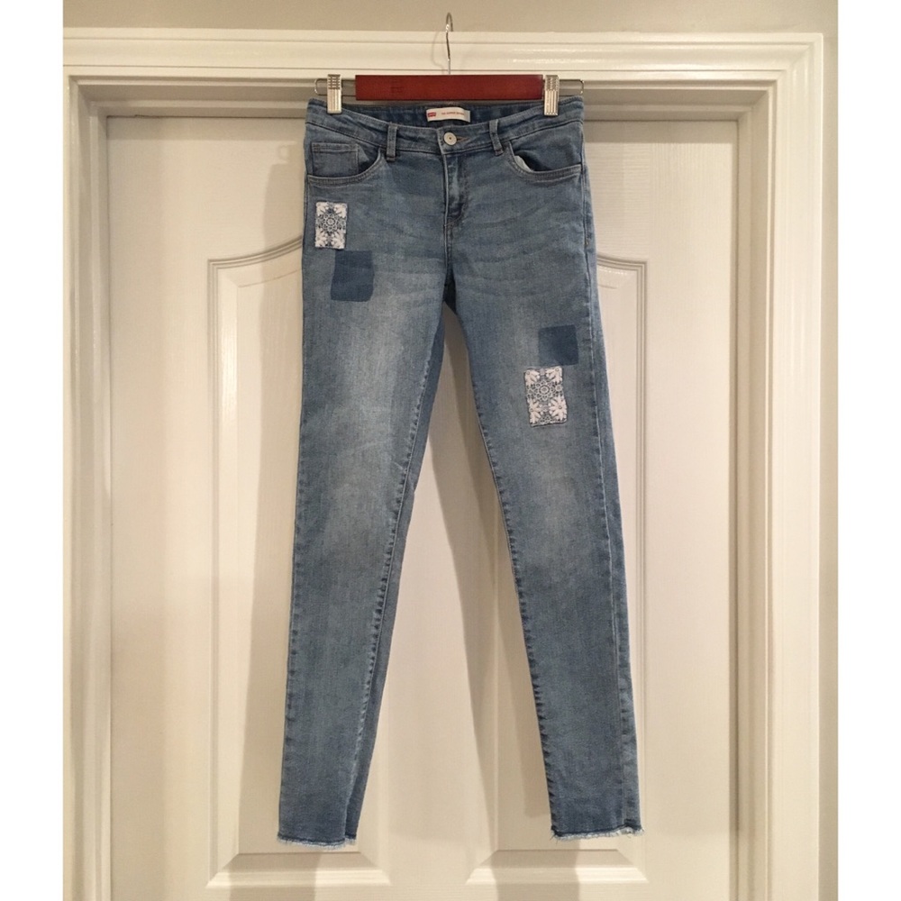 *sold* Girls Levis Super Skinny 710 Jeans